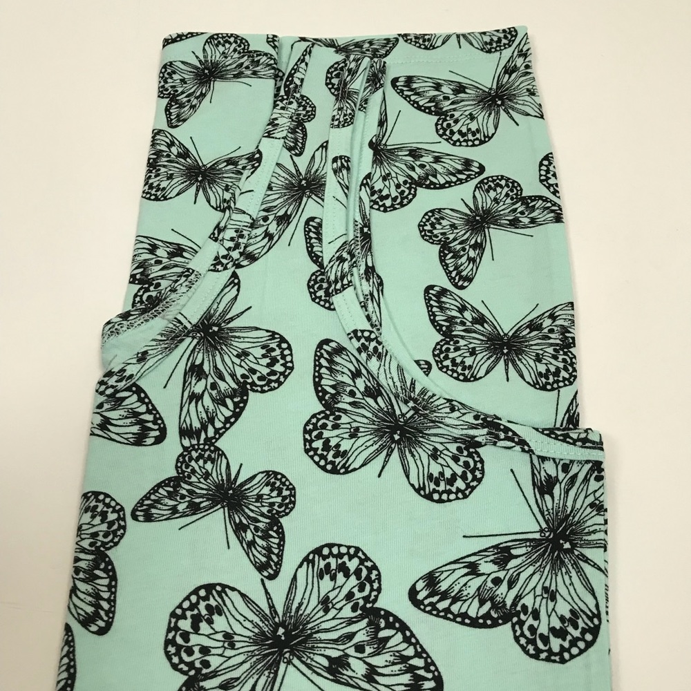 Tank Top No Boundaries Butterfly 🦋 Juniors 2XL - Picture 2 of 3